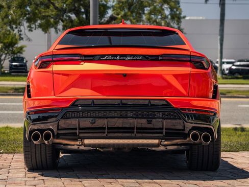 Used 2024 Lamborghini Urus S AWD/4WD image 5