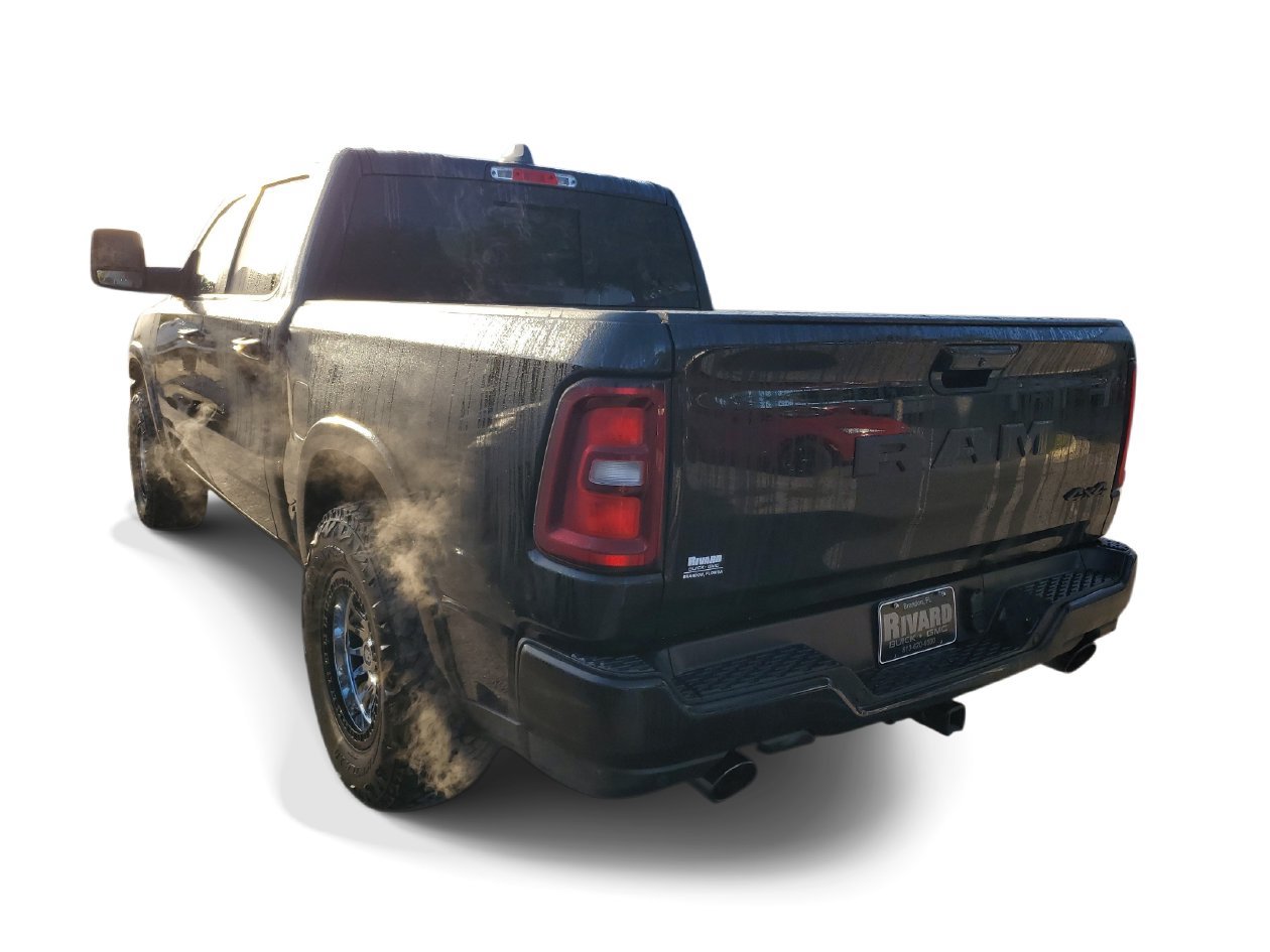 Used 2025 RAM 1500 Big Horn AWD/4WD image 3