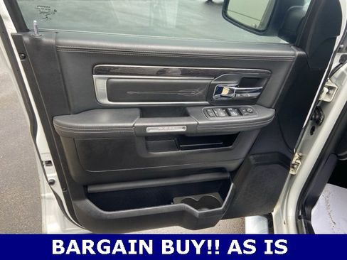 Used 2015 RAM 1500 Limited image 10