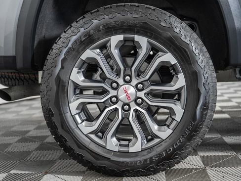 Used 2026 GMC Canyon Denali image 18