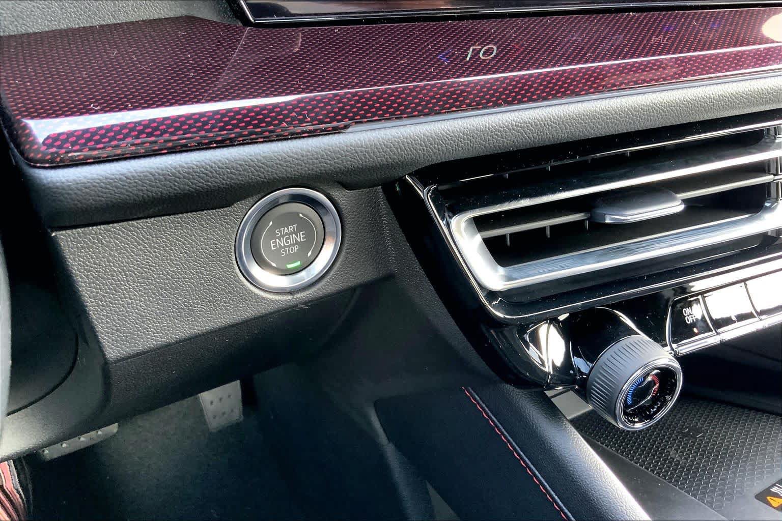 New 2026 Chevrolet Traverse RS FWD image 19