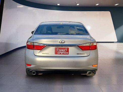 Used 2013 Lexus ES 350 w/ Luxury Pkg FWD image 4