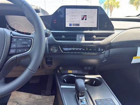 New 2026 Lexus UX 300h FWD image 21