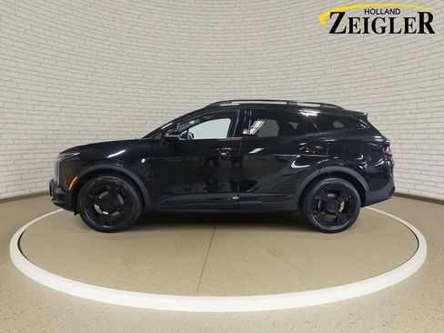 New 2026 Kia Sportage X-Line w/ X-Line Technology Package image 8