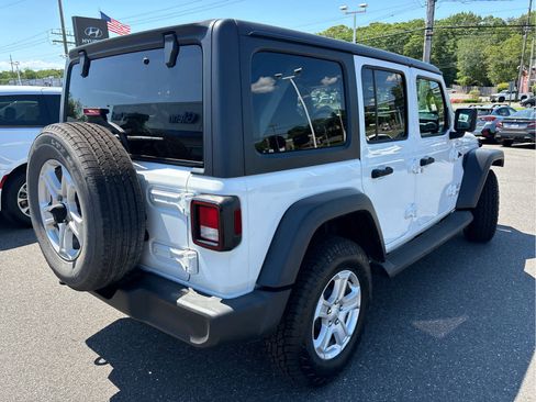 Used 2018 Jeep Wrangler Unlimited Sport S AWD/4WD image 23