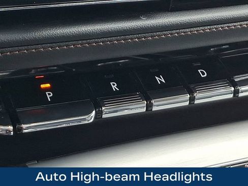 Used 2023 Lincoln Aviator AWD w/ Premium Package image 11