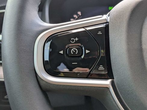 Certified 2026 Volvo XC90 B6 Plus w/ Protection Package Premier AWD/4WD image 36