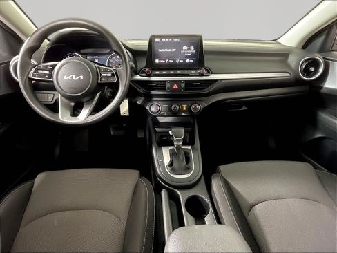 Used 2024 Kia Forte LXS FWD image 7