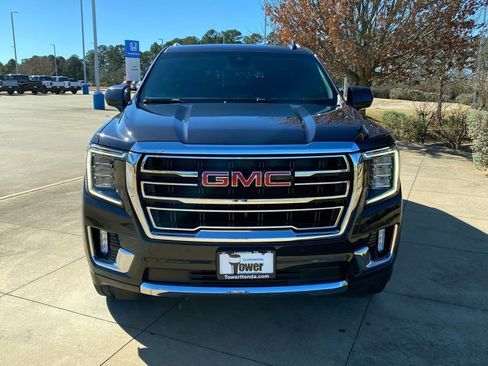 Used 2023 GMC Yukon SLT image 2