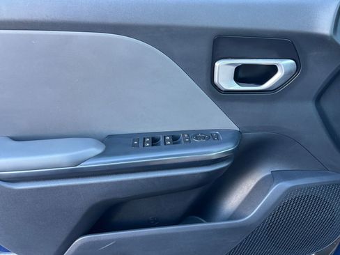 Used 2025 Kia K4 FWD image 18