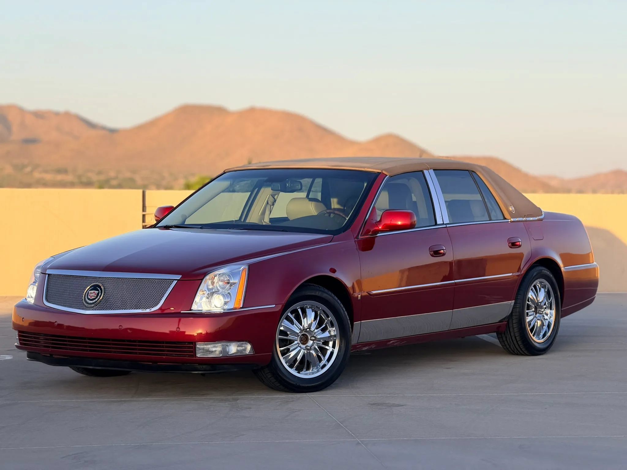 Used 2006 Cadillac DTS FWD image 4