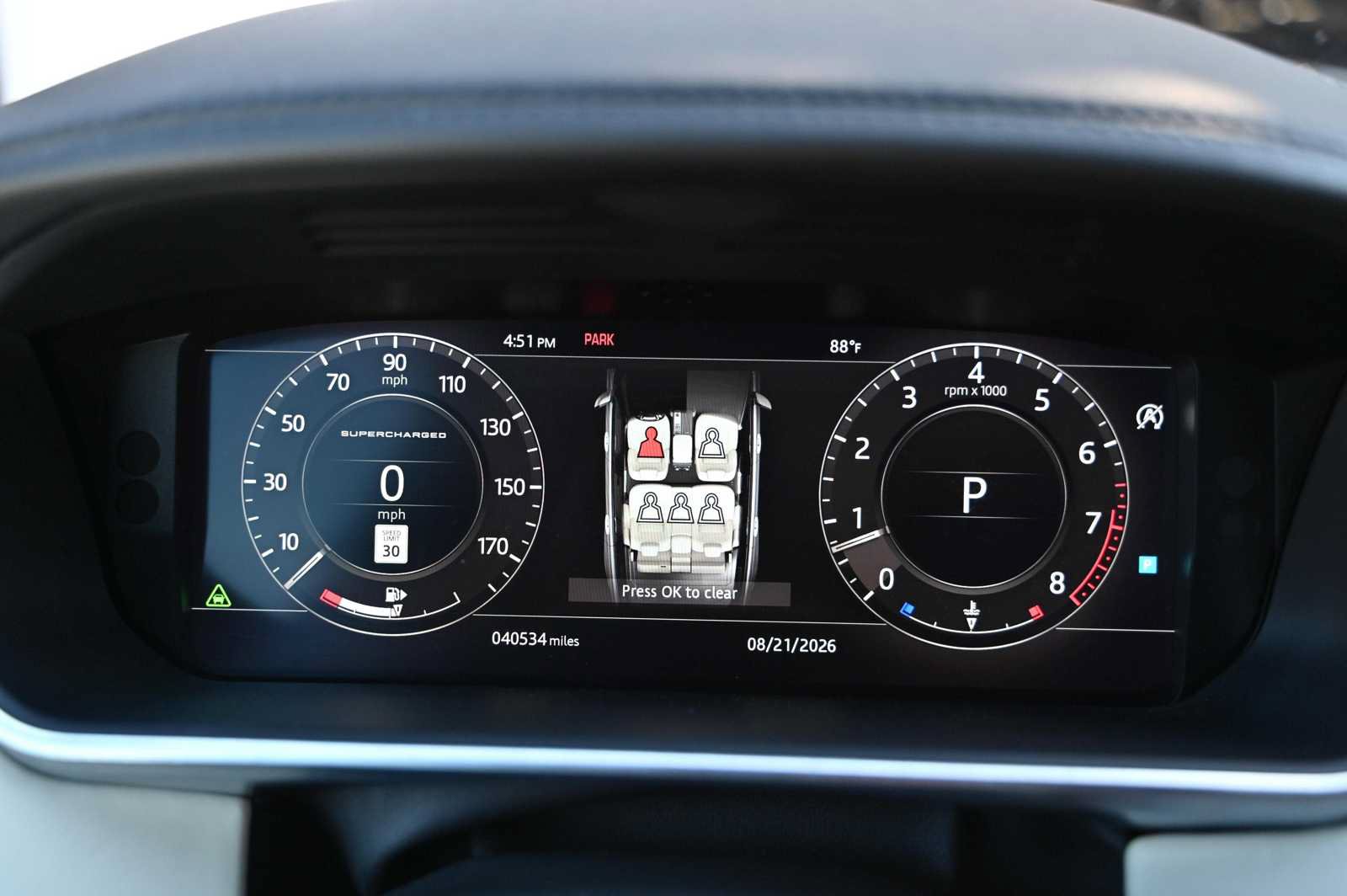 Used 2018 Land Rover Range Rover Supercharged AWD/4WD image 12