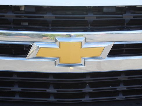 Used 2019 Chevrolet Silverado 1500 LT w/ True North Edition AWD/4WD image 13