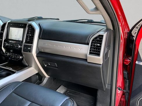 Used 2020 Ford F250 Lariat w/ Lariat Ultimate Package AWD/4WD image 24