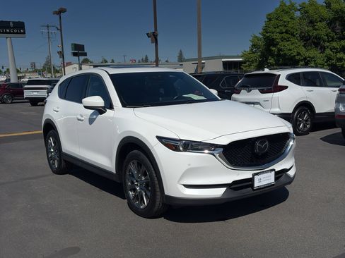 Used 2019 MAZDA CX-5 Signature AWD/4WD image 1