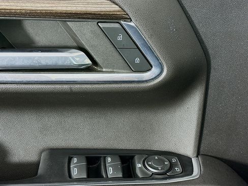 Used 2022 Chevrolet Silverado 1500 LT image 15