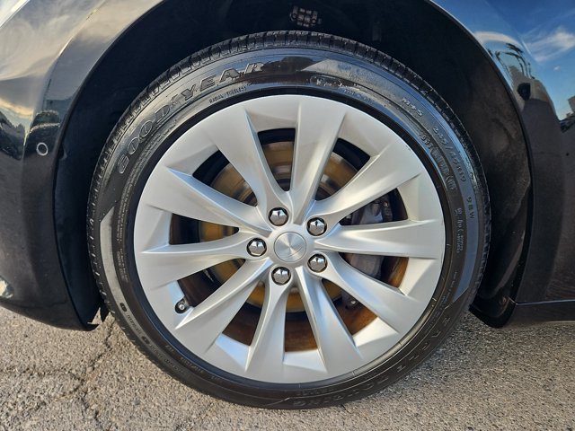 Used 2019 Tesla Model S Standard Range AWD/4WD image 24