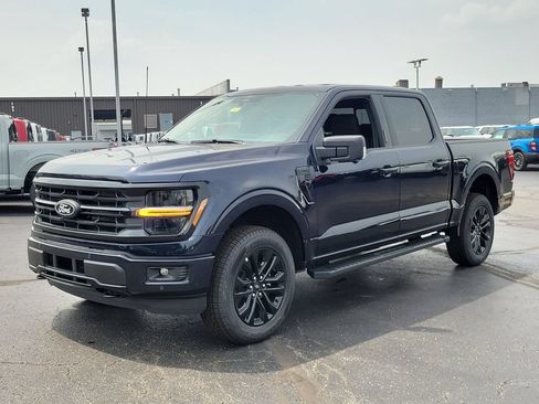 New 2026 Ford F150 XLT w/ Equipment Group 302A MID AWD/4WD image 8