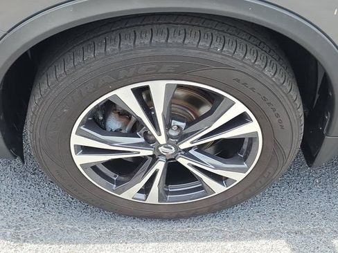 Used 2017 Nissan Rogue SL w/ SL Premium Package FWD image 11