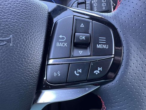 Used 2025 Ford Explorer ST-Line w/ ST-Line Street Pack AWD/4WD image 19