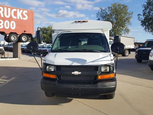 Used 2007 Chevrolet Express 3500 w/ School Bus Package RWD image 4