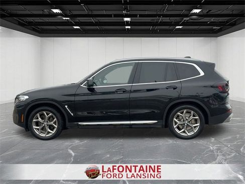 Used 2022 BMW X3 xDrive30i w/ Convenience Package image 2