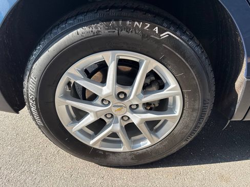 Used 2024 Chevrolet Equinox LT AWD/4WD image 13