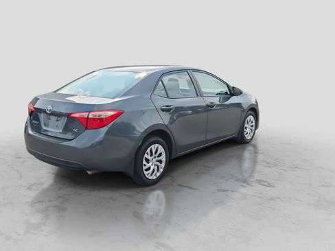 Used 2017 Toyota Corolla LE FWD image 8