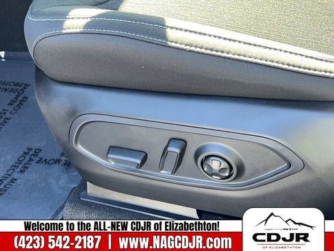 New 2025 Jeep Grand Cherokee Laredo image 22