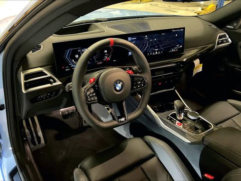 Used 2025 BMW M2 w/ Lighting Package image 8