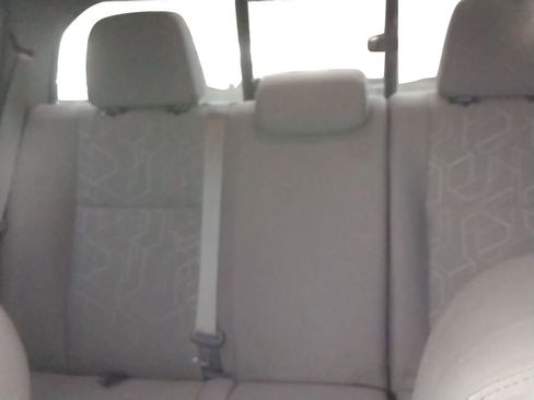 Used 2016 Toyota Tacoma TRD Off-Road w/ Premium & Technology Package image 12