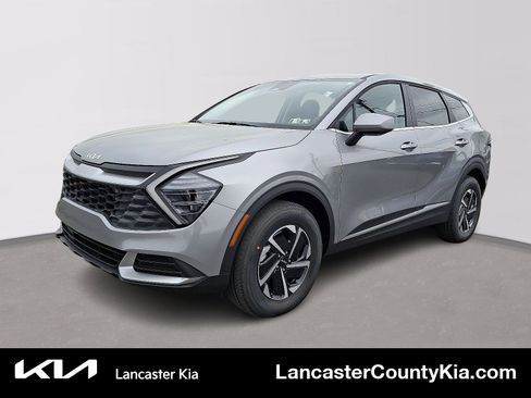 New 2025 Kia Sportage LX image 1