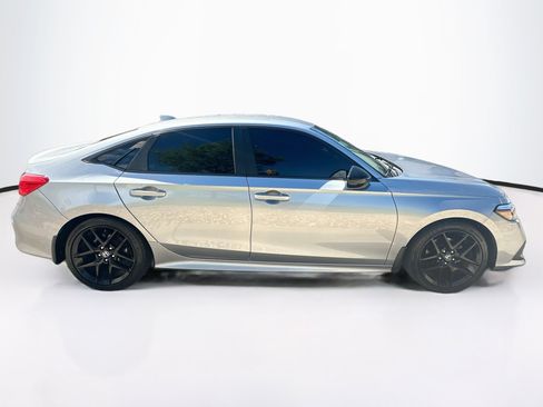 Used 2024 Honda Civic Sport image 10