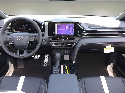 New 2026 Toyota Camry SE FWD image 14
