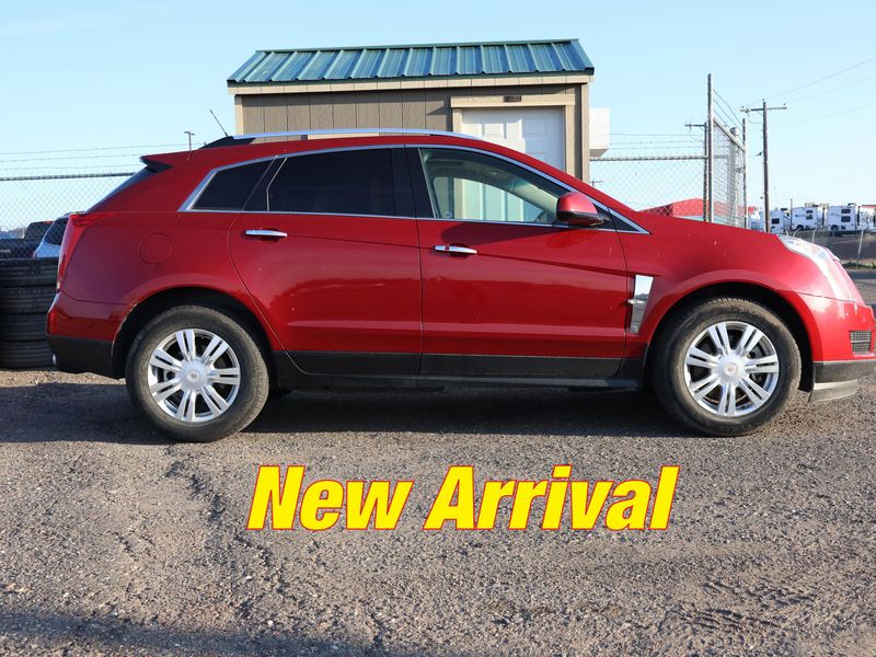 Used 2011 Cadillac SRX Luxury image 1