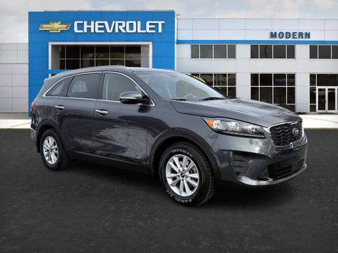 Used 2020 Kia Sorento LX w/ LX I4 Convenience Package image 6