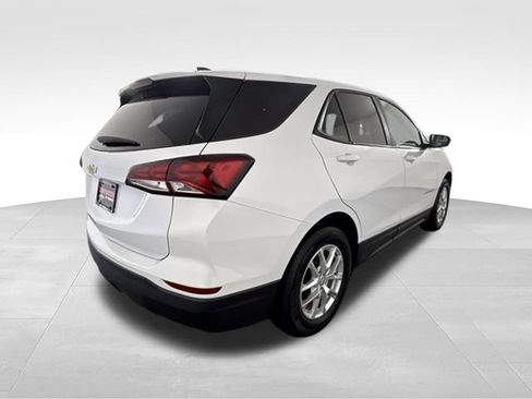Used 2024 Chevrolet Equinox LS w/ LS Convenience Package FWD image 8
