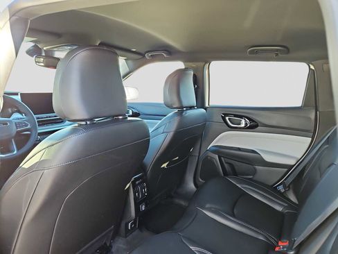 New 2026 Jeep Compass Limited image 16