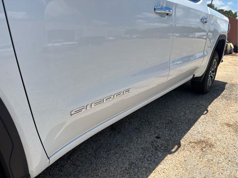 Used 2025 GMC Sierra 1500 SLT RWD image 15