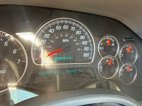 Used 2005 GMC Envoy XUV SLE AWD/4WD image 14