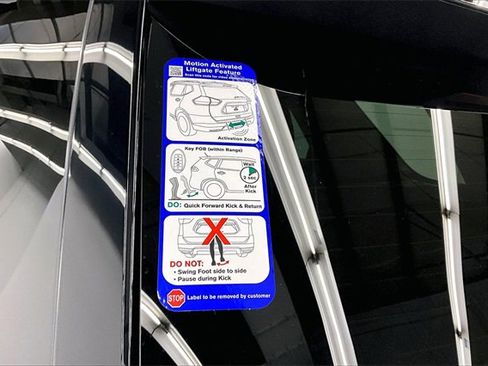 New 2025 Nissan Pathfinder Platinum image 18