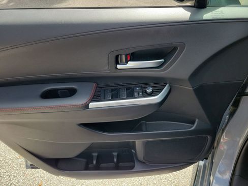 Used 2025 Toyota Sienna XSE w/ XSE Plus Package image 14