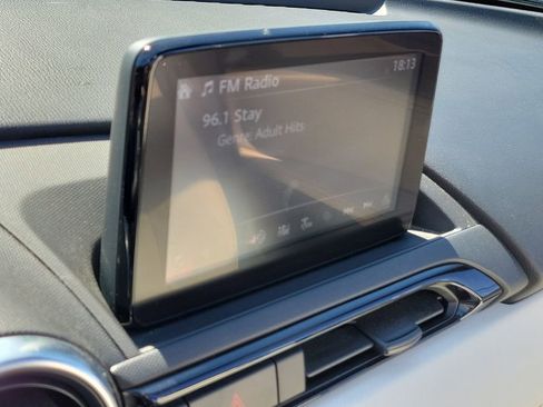 Used 2021 MAZDA MX-5 Miata RF Grand Touring image 25