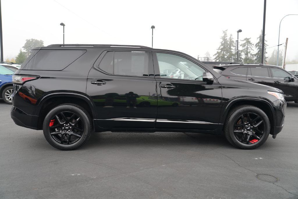 Used 2019 Chevrolet Traverse Premier w/ Redline Edition AWD/4WD image 7