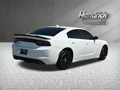 Used 2023 Dodge Charger SXT RWD image 9