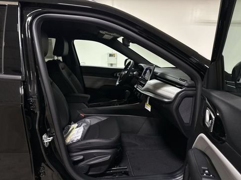 New 2026 Jeep Compass Limited AWD/4WD image 21
