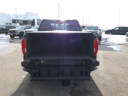 Used 2019 GMC Sierra 1500 Denali w/ Denali Carbonpro Edition image 16