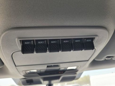 New 2025 Ford F550 4x4 SuperCab Super Duty image 32