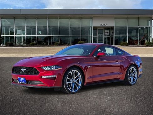 Used 2019 Ford Mustang GT Premium image 3