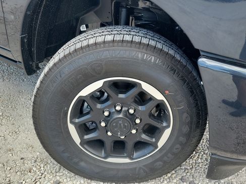 New 2026 RAM 3500 Laramie AWD/4WD image 8
